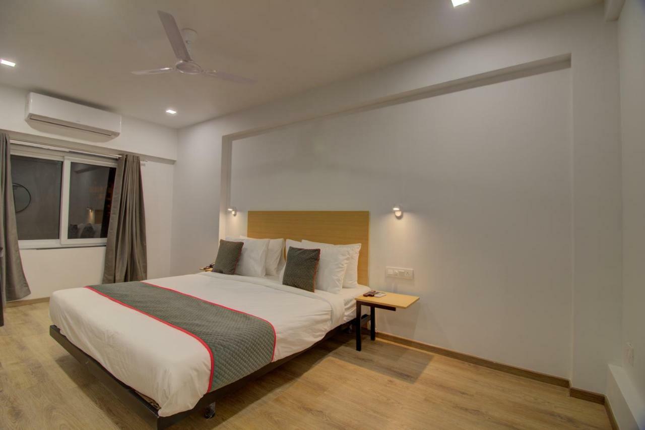 Townhouse Oak Kopar Khairane Navi Mumbai Formerly Ivy Hotel Екстер'єр фото