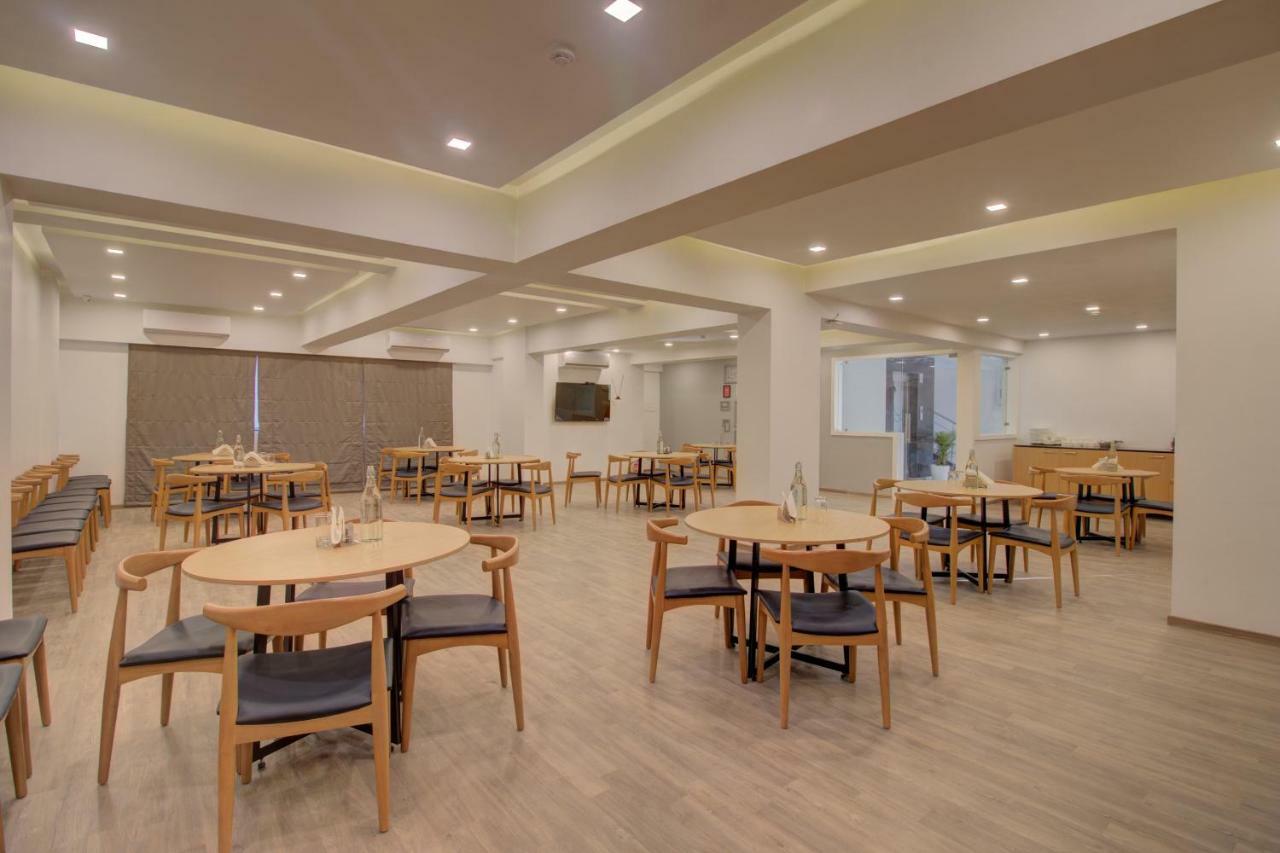 Townhouse Oak Kopar Khairane Navi Mumbai Formerly Ivy Hotel Екстер'єр фото
